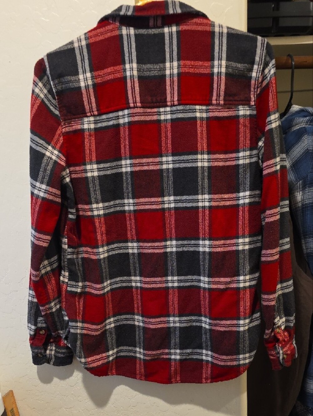 American Eagle Red and Black Plaid Button-Up - Picture 5 of 7